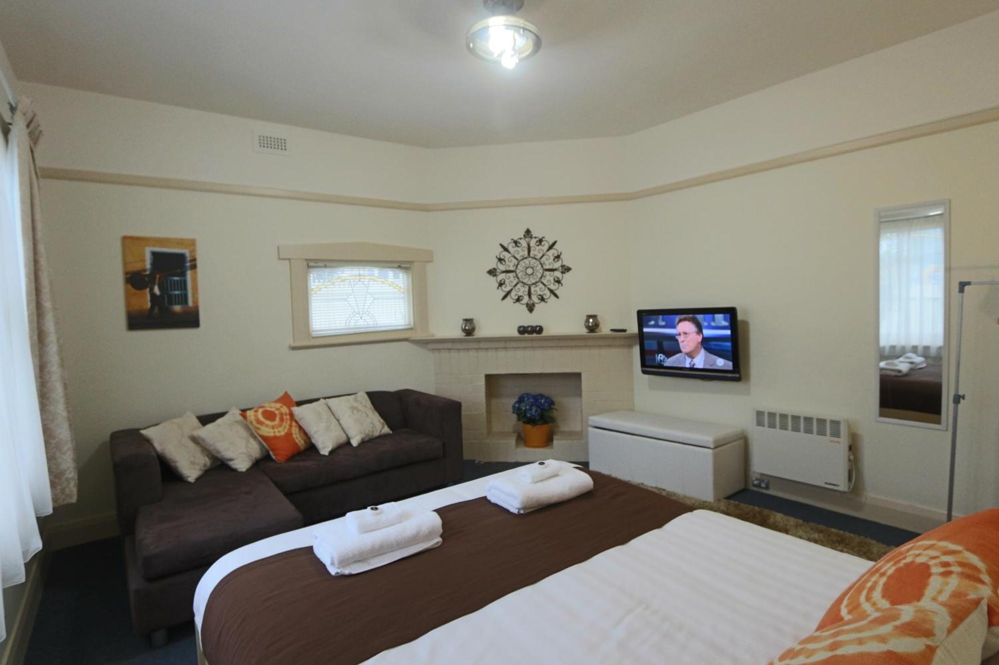 Moonah Central Apartments Хобарт Экстерьер фото