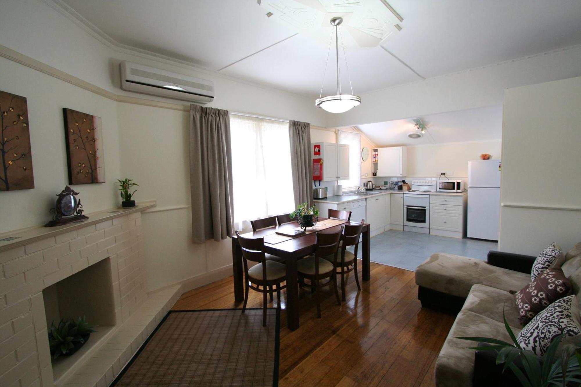Moonah Central Apartments Хобарт Экстерьер фото